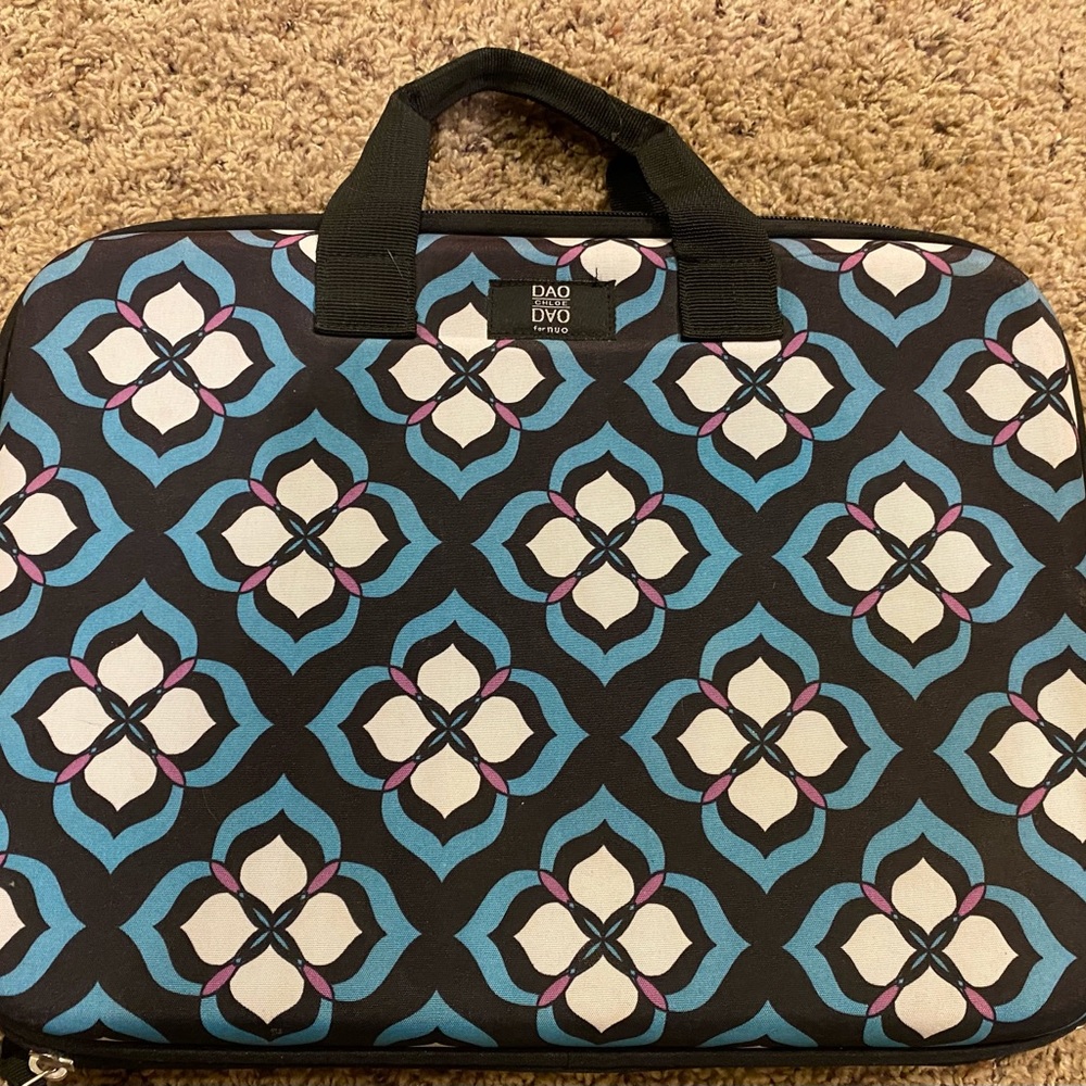 Dao Chloe Hard Computer Case